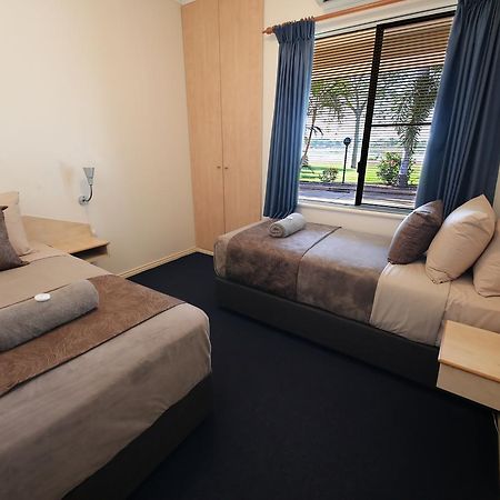 كونونورا Lakeview Apartments المظهر الخارجي الصورة